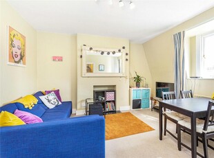 2 bedroom flat for rent in Dancer Road,
Parsons Green, SW6