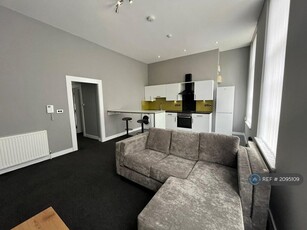 2 bedroom flat for rent in Encombe Place, Salford, M3