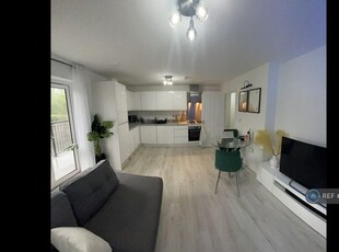 2 bedroom flat for rent in Rainham - East London, Rainham - East London, RM13