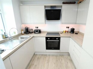 2 Bedroom Flat For Sale In Sidcup, Kent
