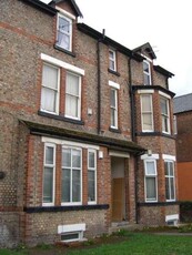 2 bedroom ground floor flat for rent in Atwood Road, Manchester, Greater Manchester, M20