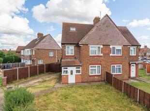 3 Bed House For Sale in Hounslow West, Hounslow, TW3 - 5189855