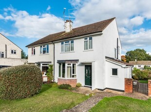 3 Bed House For Sale in Newbury, West Berkshire, RG14 - 5403483