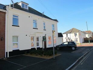 3 bedroom flat for rent in Stewart Road, Bournemouth, , BH8