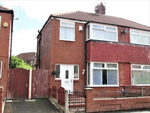 3 bedroom semi-detached house for rent in Farm Street, Failsworth, Manchester, M35