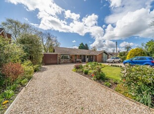 4 Bed Bungalow For Sale in Kingsland, Herefordshire, HR6 - 5388085