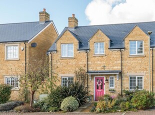4 Bed House For Sale in Chipping Norton, Oxfordshire, OX7 - 5222900