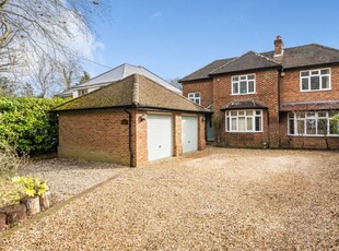 4 Bed House For Sale in Locks Ride, Ascot, SL5 - 5342533