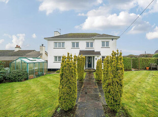 4 Bedroom Detached House For Sale In Carnon Downs