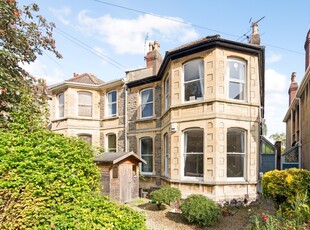 4 bedroom property to let in Northumberland Road Bristol BS6