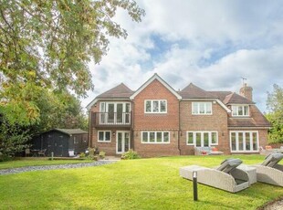 5 Bedroom Detached House For Sale In Burwash Weald, East Sussex