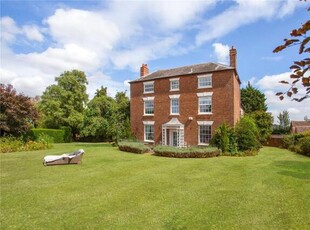 5 Bedroom Detached House For Sale In Pershore, Worcestershire