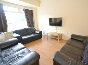 7 bedroom terraced house for rent in Longford Place, Victoria Park, Manchester, M14