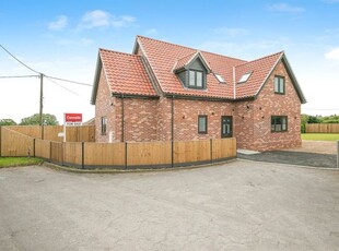 Detached house for sale in Meadowlands, Kirton, Ipswich IP10