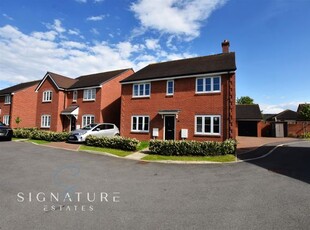 Detached house to rent in Pauling Close, Aston Clinton, Aylesbury HP22