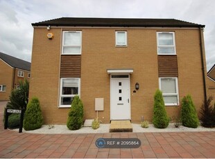 Detached house to rent in Rams Leaze, Patchway, Bristol BS34