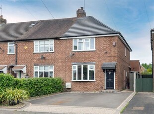 End terrace house for sale in George Road, Alvechurch B48