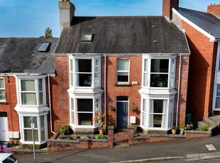 End terrace house for sale in Hawthorne Avenue, Uplands, Swansea SA2