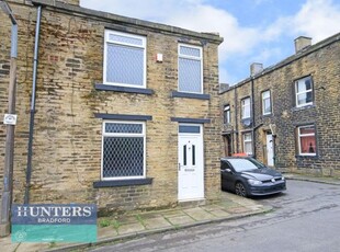 End terrace house to rent in Chapel Street, Denholme, Bradford BD13