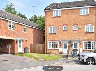 End terrace house to rent in Godwin Way, Stoke-On-Trent ST4