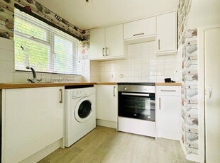 End terrace house to rent in Hanway, Gillingham ME8