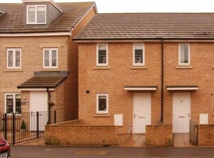 End terrace house to rent in Montacute Road, Houndstone, Yeovil BA22