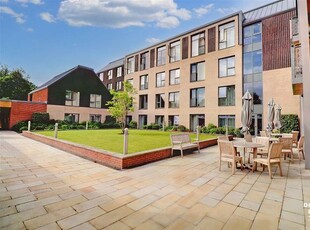 Flat for sale in Chapter House, Monks Close, Lichfield WS13