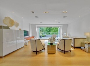Flat for sale in Maida Vale, London W9
