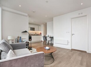 Flat for sale in Hadrian's Tower, City Centre, Newcastle Upon Tyne NE4