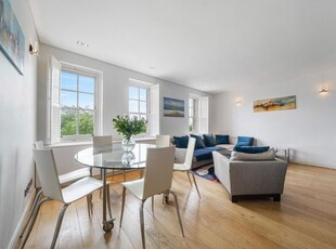 Flat for sale in Latymer House, Piccadilly, London W1J