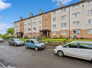 Flat to rent in Langside Street, Clydebank, Glasgow G81