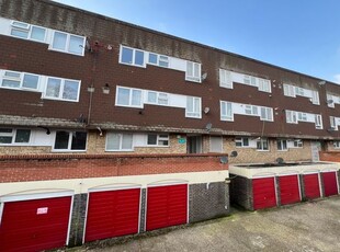 Flat to rent in Moorfield, Harlow CM18