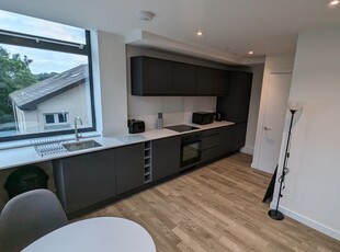 Flat to rent in Seymour Grove, Manchester M16