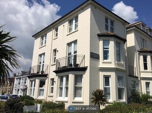 Flat to rent in Stade St, Kent CT21
