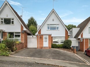 Link-detached house to rent in Chancellors Close, Edgbaston, Birmingham B15