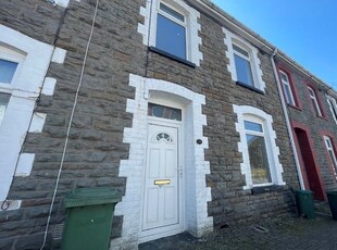 Property to rent in Bassett Street, Trallwn, Pontypridd CF37