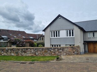 Property to rent in Well Close, Newton Abbot TQ12