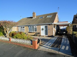 Semi-detached bungalow to rent in Foxdale Avenue, Thorpe Willoughby, Selby YO8