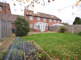 Semi-detached house to rent in Wellesbourne Crescent, Kingshill Grange, High Wycombe HP13