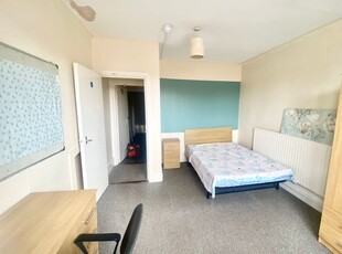 Shared accommodation to rent in 15 Uplands Crescent, Swansea SA2