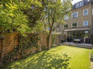 Terraced house to rent in Howards Lane, London SW15