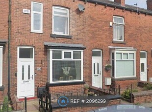 Terraced house to rent in Moorland Grove, Bolton BL1