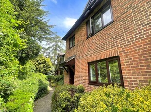 Terraced house to rent in Nightingale Road, Godalming, Surrey GU7