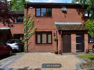 Terraced house to rent in Orchard Grove, Manchester M20