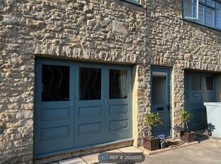 Terraced house to rent in Rectory Lane, Woodstock OX20