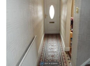 Terraced house to rent in Trafford Road, Leicester LE5