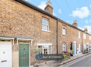 Terraced house to rent in Trinity Cottages, Richmond TW9
