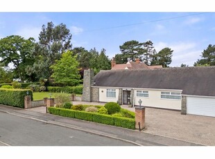 Bungalow for sale in The Fairway, Leicester LE9