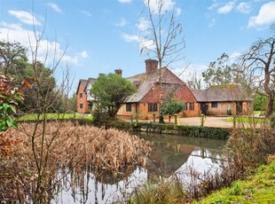 Country house for sale in Tifters Manor, Charlwood, Surrey RH6