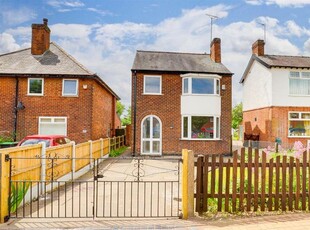 Detached house to rent in Annesley Road, Hucknall, Nottingham NG15
